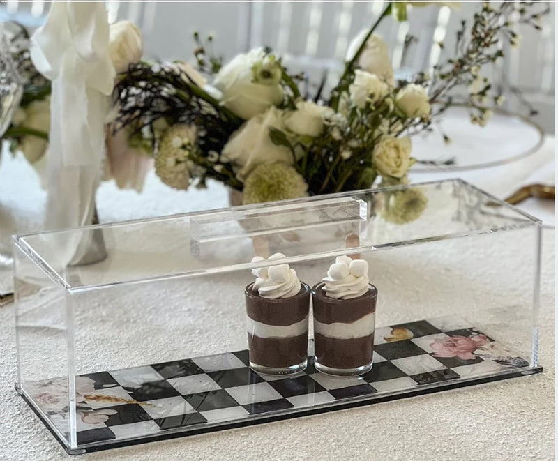 Black Chic Checkered Lucite Cake Tray with Lid